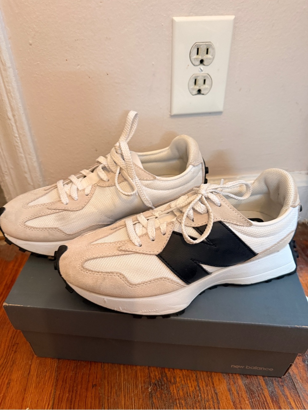 New Balance Beige and Black 327 Sneakers men 7.5/women 9